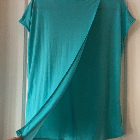 Pampered chef T-shirt with Tulip back - Picture 3 of 5